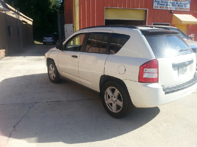 Jeep Compass 2007 photo 2