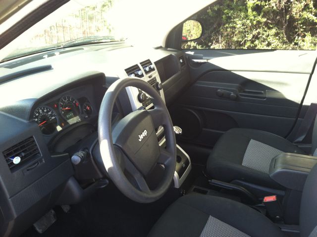 Jeep Compass 2008 photo 2