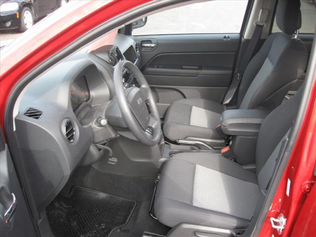 Jeep Compass 2010 photo 4