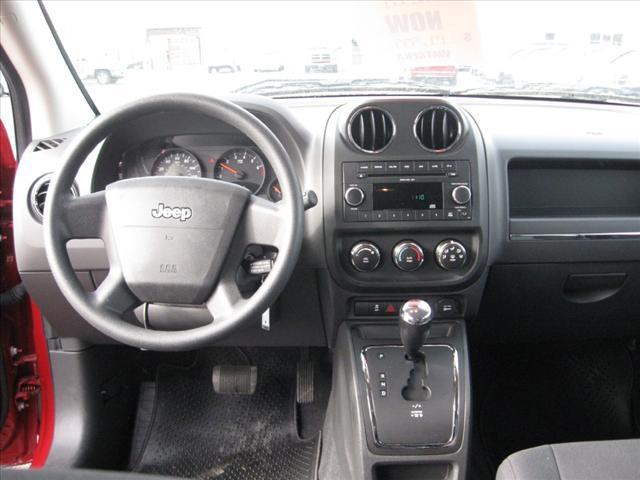 Jeep Compass 2010 photo 5