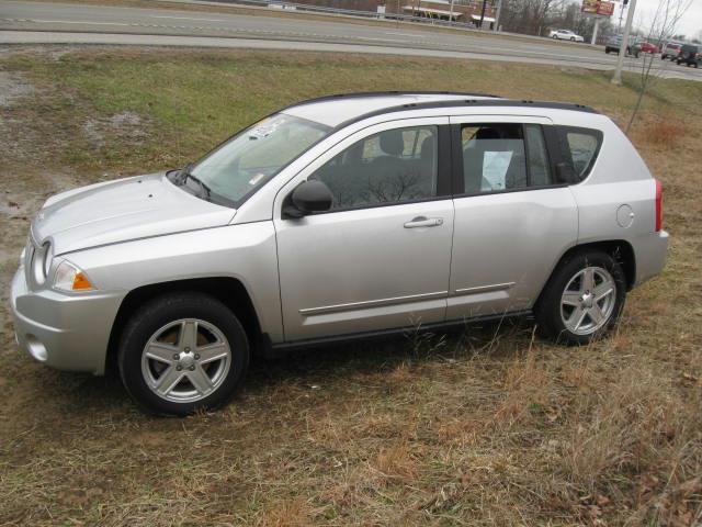 Jeep Compass 2010 photo 1