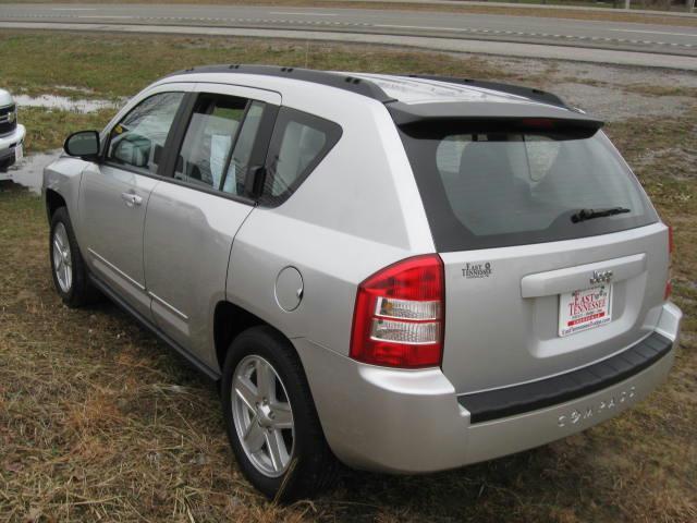 Jeep Compass 2010 photo 2