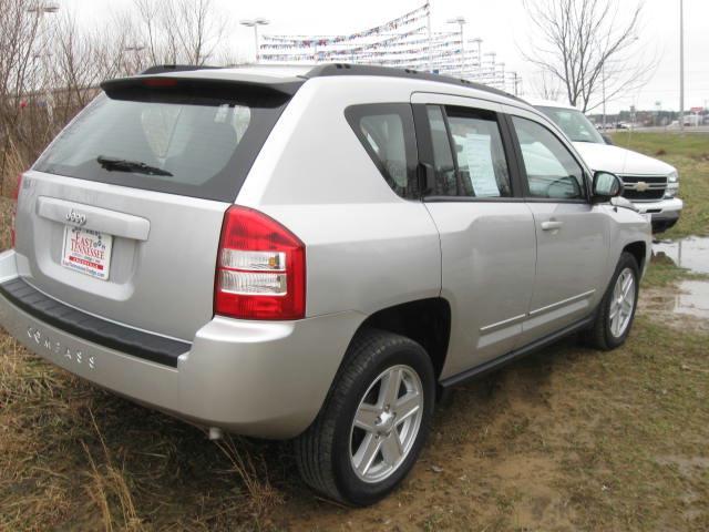 Jeep Compass 2010 photo 4