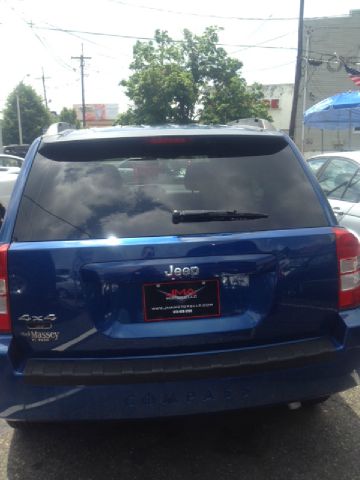 Jeep Compass 2010 photo 1
