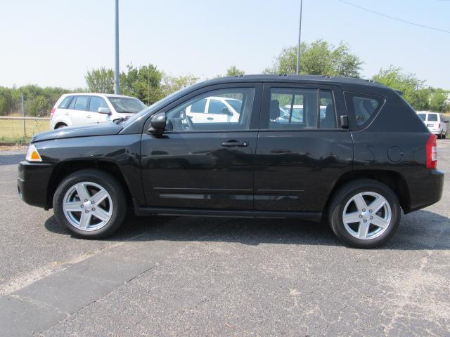 Jeep Compass Extended Cab V8 LT W/1lt Sport Utility