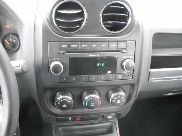 Jeep Compass 2010 photo 4