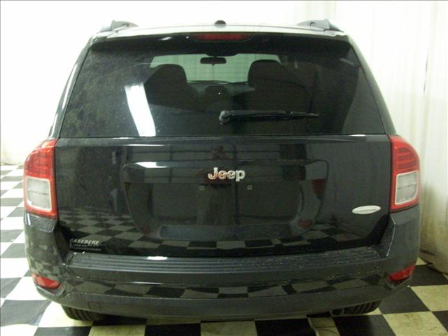 Jeep Compass 2011 photo 3