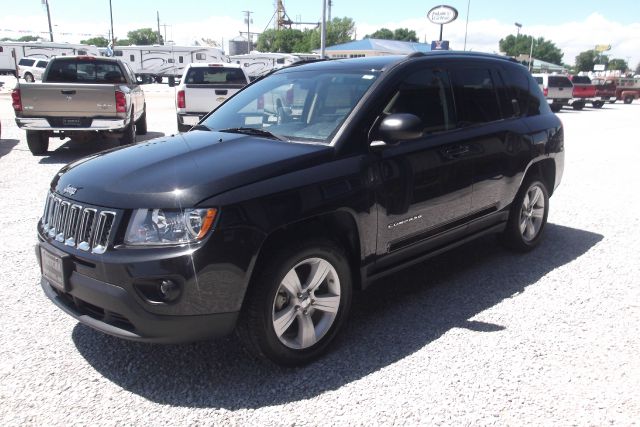 Jeep Compass 2011 photo 1
