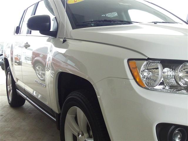 Jeep Compass 2011 photo 3