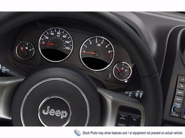 Jeep Compass 2011 photo 2