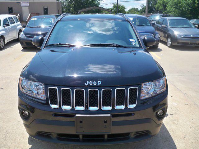 Jeep Compass 2011 photo 4