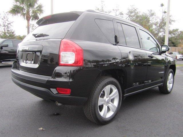 Jeep Compass 2012 photo 4