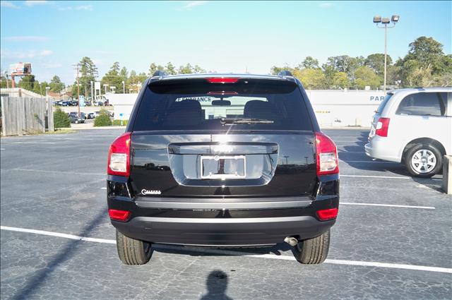 Jeep Compass 2012 photo 4