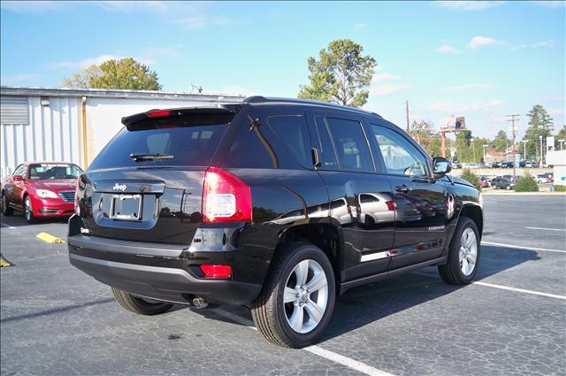 Jeep Compass 2012 photo 5