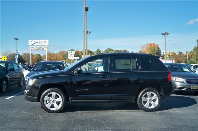 Jeep Compass 2012 photo 2