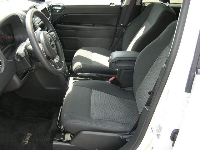 Jeep Compass 2012 photo 1