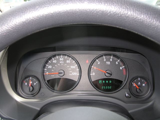 Jeep Compass 2012 photo 20