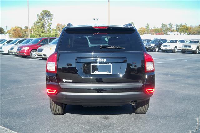 Jeep Compass 2012 photo 4