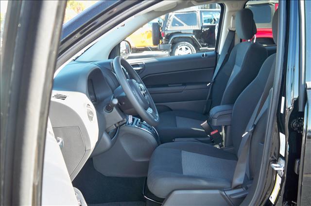 Jeep Compass 2012 photo 5