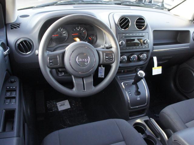 Jeep Compass 2012 photo 3