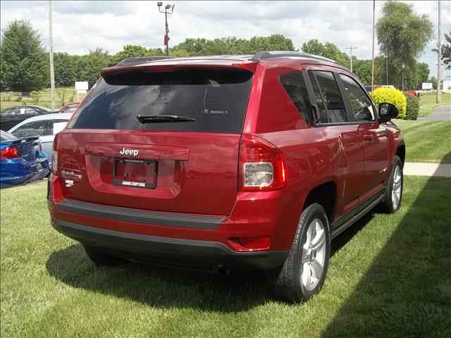 Jeep Compass 2012 photo 2