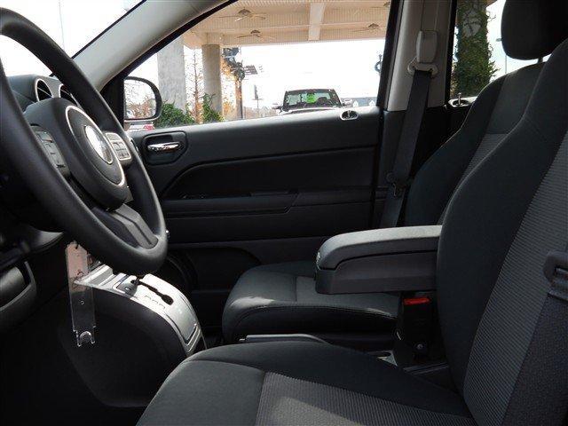 Jeep Compass 2012 photo 3