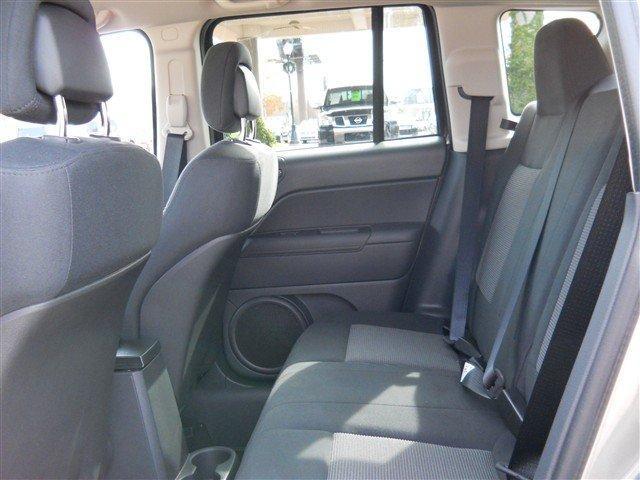 Jeep Compass 2012 photo 4