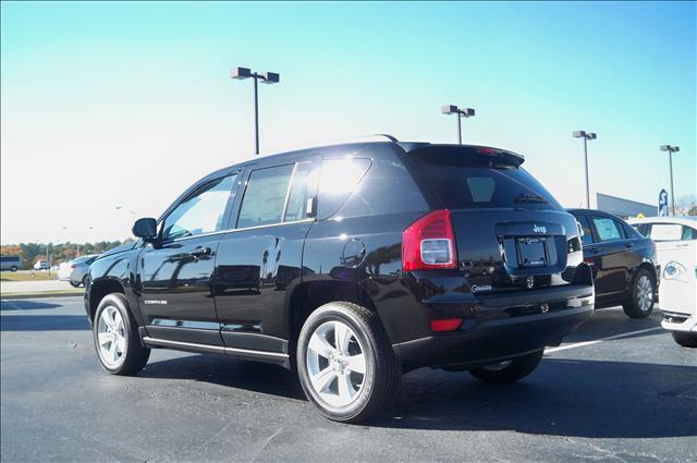 Jeep Compass 2012 photo 3
