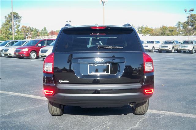 Jeep Compass 2012 photo 4