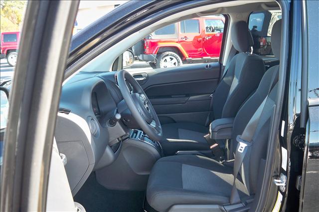 Jeep Compass 2012 photo 5