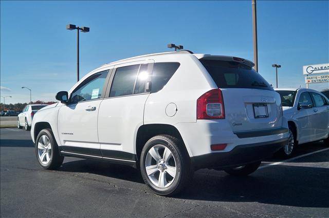 Jeep Compass 2012 photo 3