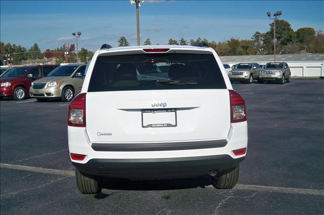 Jeep Compass 2012 photo 4