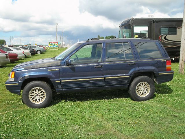 Jeep Grand Cherokee 1993 photo 3