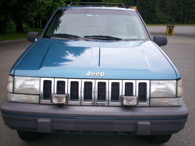 Jeep Grand Cherokee Base W/nav.sys SUV
