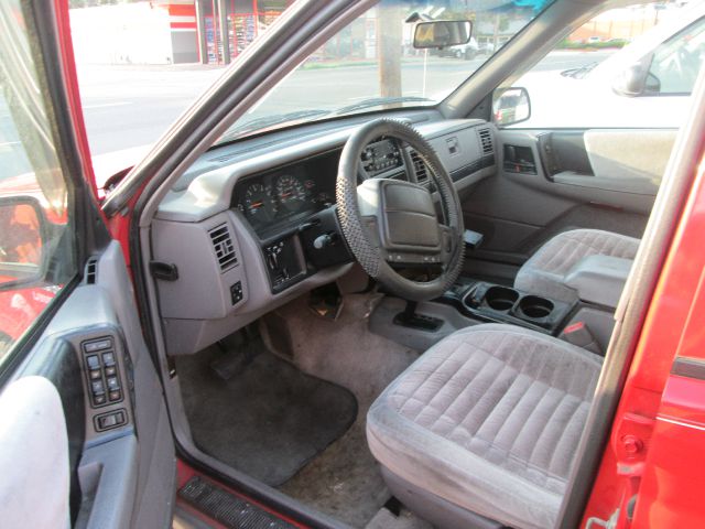 Jeep Grand Cherokee 1994 photo 2