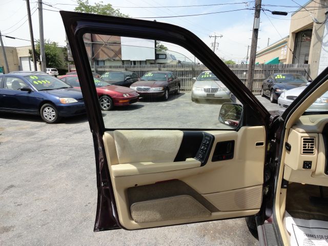 Jeep Grand Cherokee Base W/nav.sys SUV