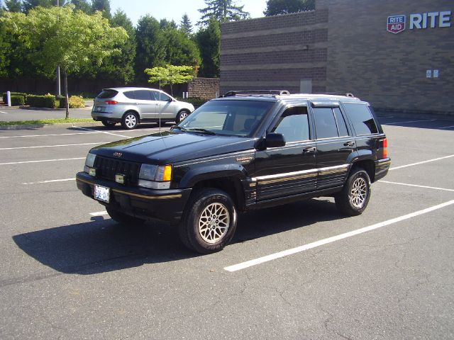 Jeep Grand Cherokee 1995 photo 4