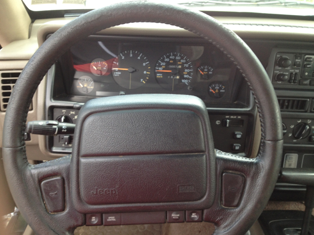 Jeep Grand Cherokee 1995 photo 3