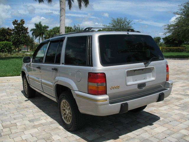 Jeep Grand Cherokee 1995 photo 17