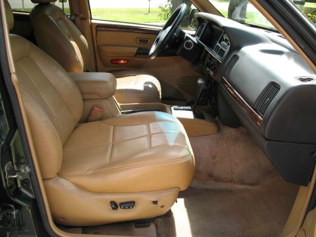 Jeep Grand Cherokee 1996 photo 4