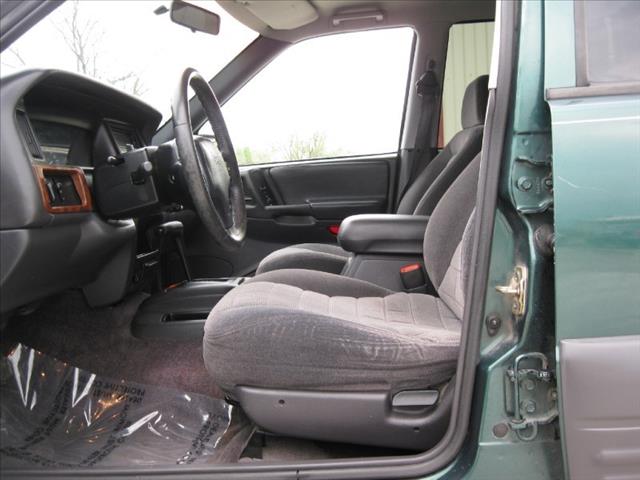 Jeep Grand Cherokee 1996 photo 2