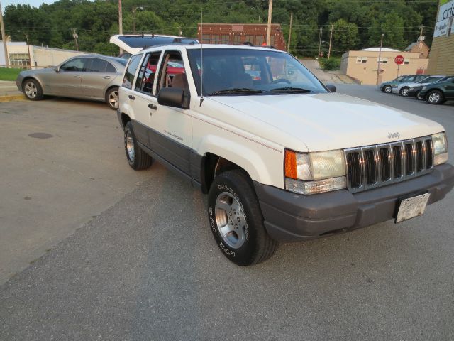 Jeep Grand Cherokee 1996 photo 1
