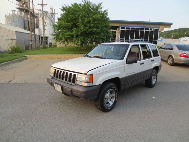 Jeep Grand Cherokee 1996 photo 2