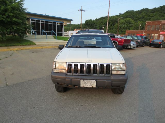 Jeep Grand Cherokee 1996 photo 3