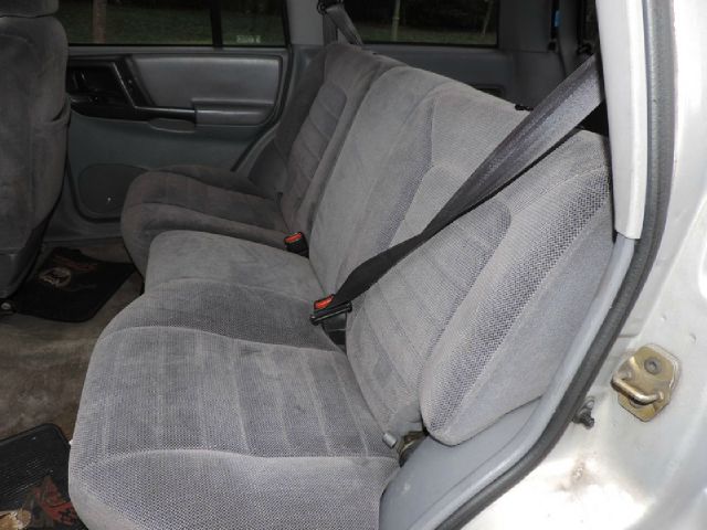 Jeep Grand Cherokee 1996 photo 4