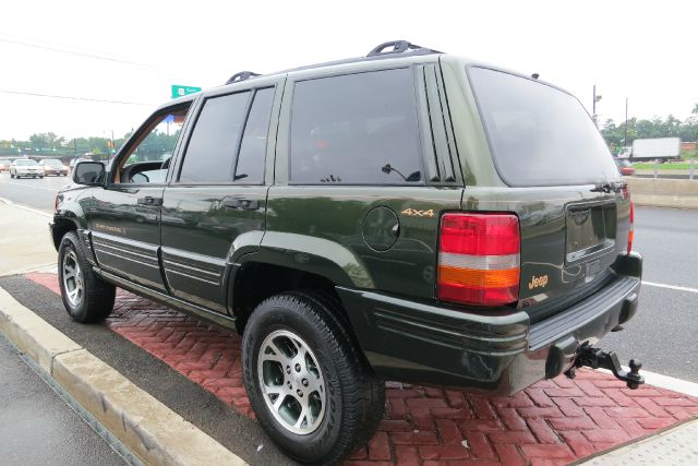 Jeep Grand Cherokee 1996 photo 1