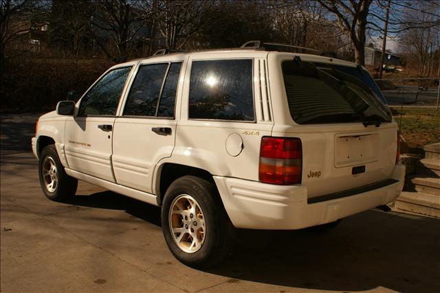 Jeep Grand Cherokee 1996 photo 1