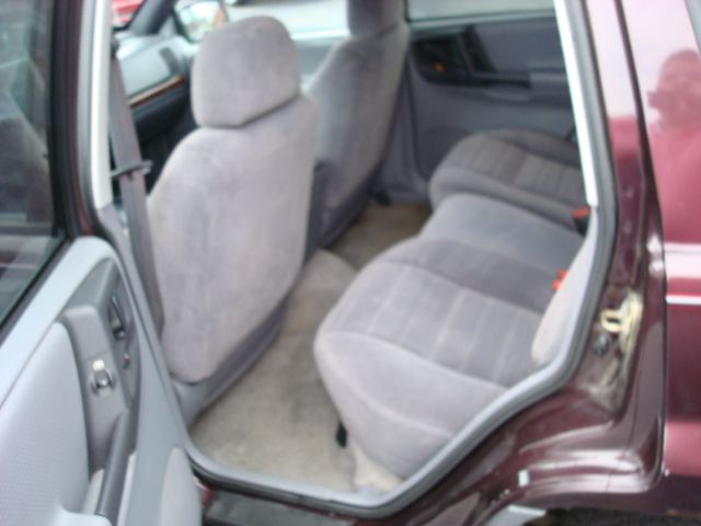 Jeep Grand Cherokee 1996 photo 3