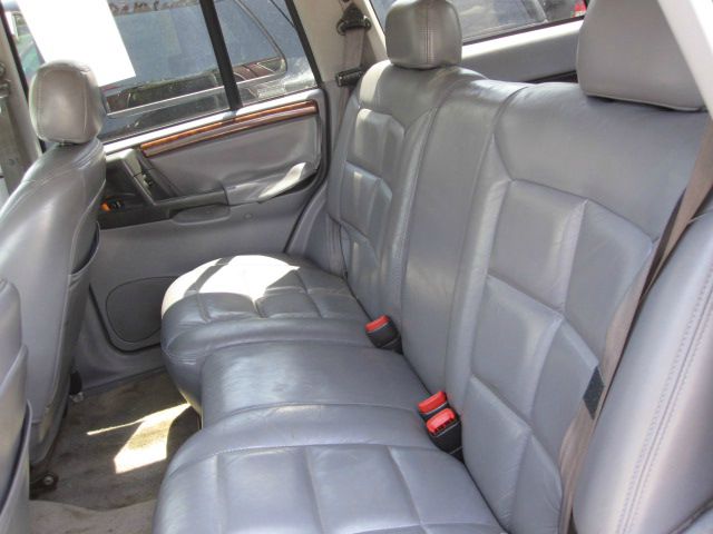 Jeep Grand Cherokee Super SUV