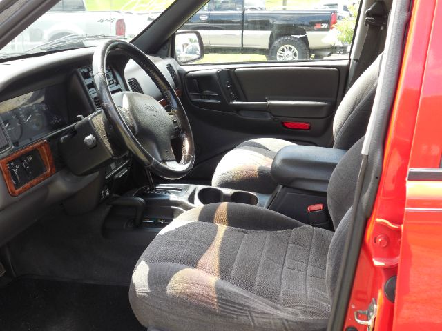 Jeep Grand Cherokee 1997 photo 1